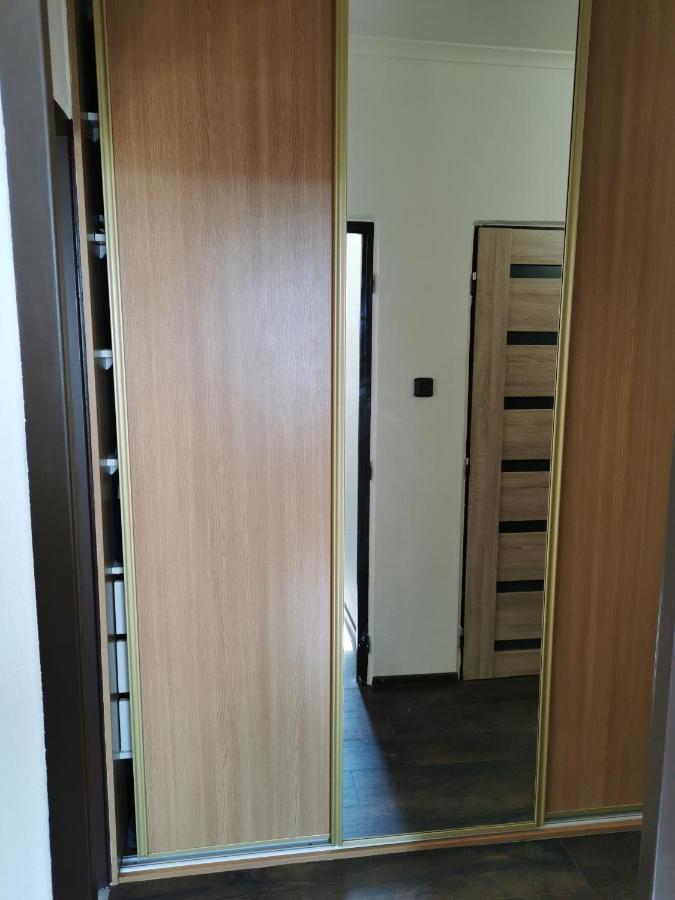 Slany - Byt 1+1 Екстер'єр фото